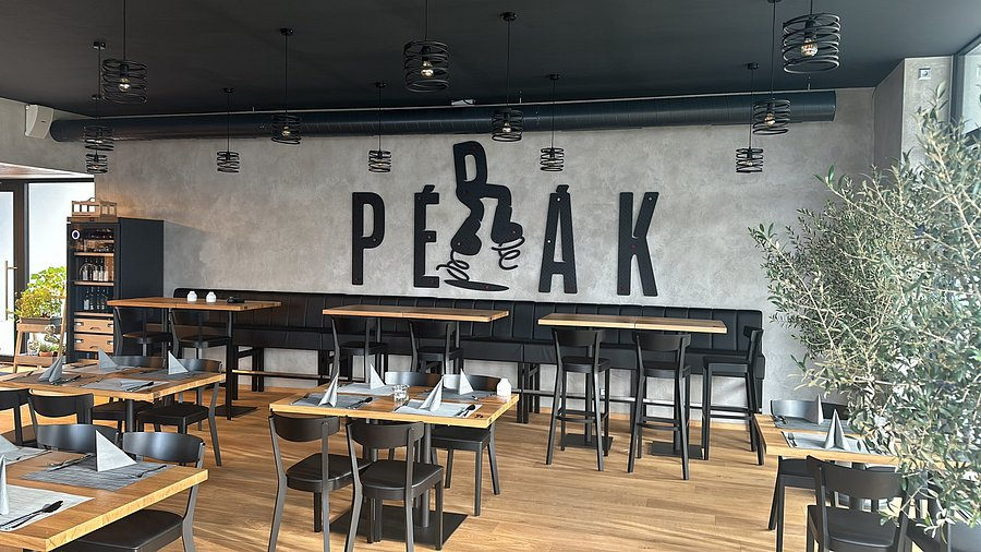 Pérák interiér